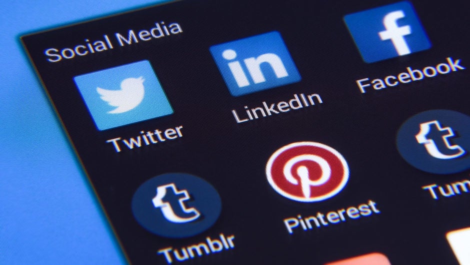 7 Social Media MarketingTools-Recommended By the Experts.