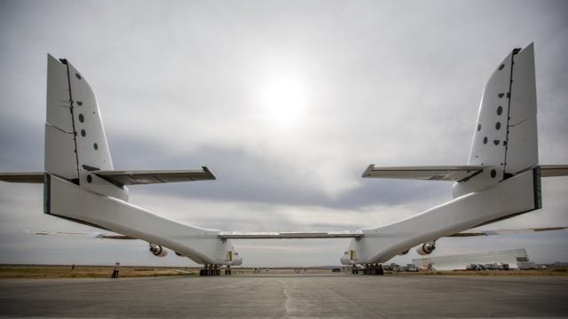 stratolaunch, satellites