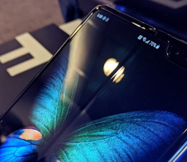 Samsung Galaxy Fold Crease