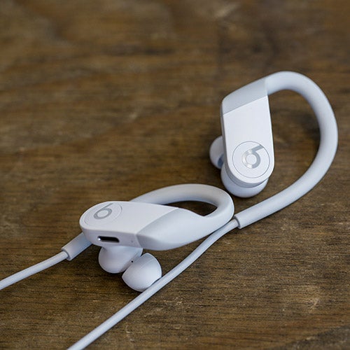 powerbeats 4 white